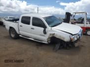 ✅ 2005 Toyota Tacoma PreRunner • VIN: 5TEJU62N25Z129496 • Lot: 52801525. Listed on Copart with 139,959 mi. Free auction sales archive from the USA and detailed vehicle history report at DreamBid. Image 4.