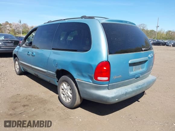 ✅ 1997 Plymouth Voyager SE • VIN: 1P4GP44R3VB408980 • Lot: 42159229. Wystawiony na IAAI z przebiegiem 223 965 mil. Bezpłatny archiwum sprzedaży aukcyjnych z USA i szczegółowy raport historii pojazdu na DreamBid. Zdjęcie 3.