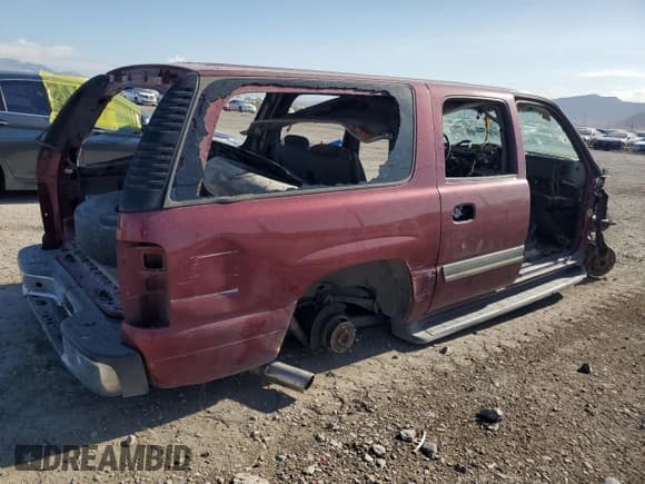 ✅ 2005 Chevrolet Suburban LT • VIN: 3GNEC16Z65G223890 • Лот: 67879014. Опубликован ранее на Copart с пробегом Не указан. Бесплатный доступ к архиву аукционных продаж из США и подробный отчёт об истории автомобиля на DreamBid. Изображение 3.
