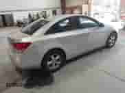 2011 Chevrolet Cruze 1LT z VIN 1G1PF5S90B7253280, wystawiony jako IAAI lot #43623135 z przebiegiem 181 798 mil mil oraz . Historia ofert i sprzedaży dostępna na DreamBid. Obrazek 4.