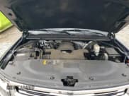 ✅ 2017 Chevrolet Suburban Premier • VIN: 1GNSKJKCXHR293937 • Lot: 73501094. Wystawiony na Copart z przebiegiem 76 240 mil. Bezpłatny archiwum sprzedaży aukcyjnych z USA i szczegółowy raport historii pojazdu na DreamBid. Zdjęcie 11.