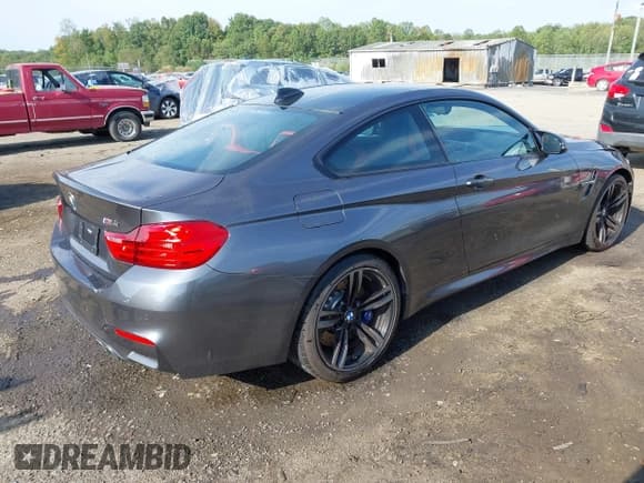 ✅ 2016 BMW M4 • VIN: WBS3R9C58GK338266 • Lot: 43260071. Listed on IAAI with 12,782 mi. Free auction sales archive from the USA and detailed vehicle history report at DreamBid. Image 4.