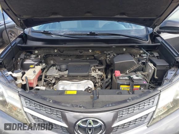 ✅ 2014 Toyota RAV4 LE • VIN: JTMZFREV9EJ005634 • Lot: 43464815. Wystawiony na IAAI z przebiegiem 194 719 mil. Bezpłatny archiwum sprzedaży aukcyjnych z USA i szczegółowy raport historii pojazdu na DreamBid. Zdjęcie 10.