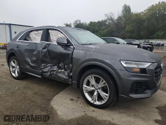 ✅ 2019 Audi Q8 Premium Plus • VIN: WA1BVBF13KD034039 • Lot: 79762724. Listed on Copart with 55,412 mi. Free auction sales archive from the USA and detailed vehicle history report at DreamBid. Image 4.