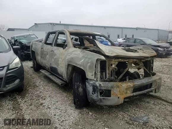 ✅ 2019 Chevrolet Silverado 2500HD LTZ • VIN: 1GC1KTEYXKF200477 • Лот: 93405675. Опубликован ранее на Copart с пробегом Не указан. Бесплатный доступ к архиву аукционных продаж из США и подробный отчёт об истории автомобиля на DreamBid. Изображение 12.