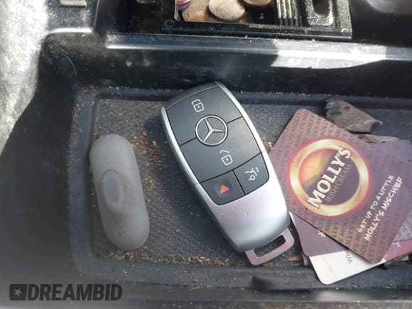 ✅ 2021 Mercedes-Benz C 300 • VIN: W1KWF8EB0MR648981 • Lot: 43485082. Wystawiony na IAAI z przebiegiem 57 483 mil. Bezpłatny archiwum sprzedaży aukcyjnych z USA i szczegółowy raport historii pojazdu na DreamBid. Zdjęcie 11.