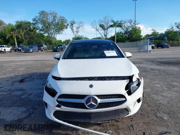✅ 2019 Mercedes-Benz A 220 • VIN: WDD3G4EB9KW006010 • Лот: 43286746. Опубликован ранее на IAAI с пробегом 85 529 миль. Бесплатный доступ к архиву аукционных продаж из США и подробный отчёт об истории автомобиля на DreamBid. Изображение 12.