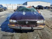✅ 1994 Buick LeSabre Custom • VIN: 1G4HP52L4RH550458 • Lot: 89142925. Wystawiony na Copart z przebiegiem 207 155 mil. Bezpłatny archiwum sprzedaży aukcyjnych z USA i szczegółowy raport historii pojazdu na DreamBid. Zdjęcie 5.