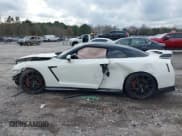 ✅ 2017 Nissan GT-R Premium • VIN: JN1AR5EF9HM820329 • Lot: 41129857. Listed on IAAI with 43,501 mi. Free auction sales archive from the USA and detailed vehicle history report at DreamBid. Image 15.