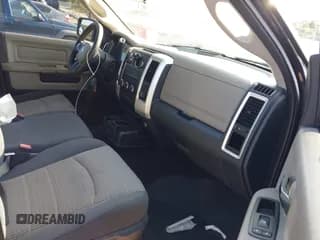 ✅ 2009 Dodge 1500 Laramie • VIN: 1D3HV13T89S713222 • Lot: 42346085. Wystawiony na IAAI z przebiegiem 148 110 mil. Bezpłatny archiwum sprzedaży aukcyjnych z USA i szczegółowy raport historii pojazdu na DreamBid. Zdjęcie 5.