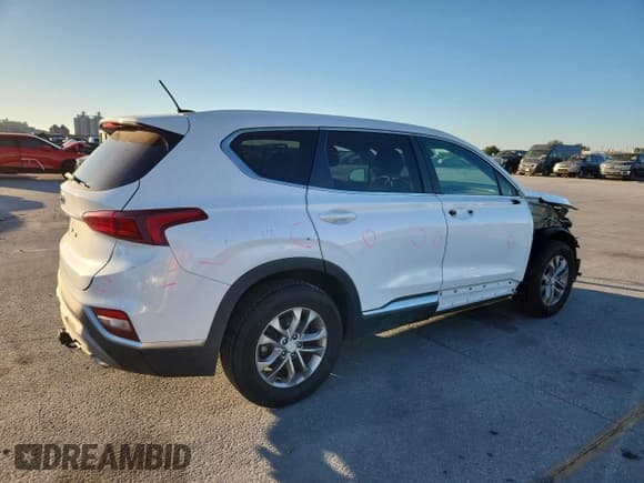 ✅ 2020 Hyundai Santa Fe SE • VIN: 5NMS23AD6LH155646 • Lot: 82552715. Wystawiony na Copart z przebiegiem 61 098 mil. Bezpłatny archiwum sprzedaży aukcyjnych z USA i szczegółowy raport historii pojazdu na DreamBid. Zdjęcie 3.