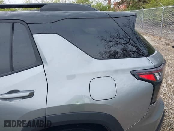 ✅ 2025 Chevrolet Equinox FWD LT • VIN: 3GNAXHEG4SL103858 • Lot: 42014156. Wystawiony na IAAI z przebiegiem 4 156 mil. Bezpłatny archiwum sprzedaży aukcyjnych z USA i szczegółowy raport historii pojazdu na DreamBid. Zdjęcie 20.