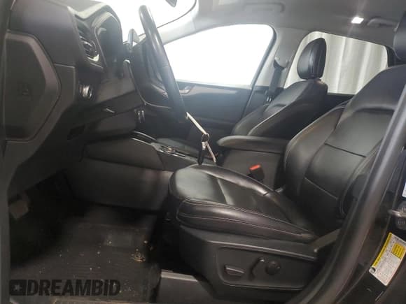 ✅ 2021 Ford Escape SEL • VIN: 1FMCU9H63MUA65031 • Lot: 59949325. Wystawiony na Copart z przebiegiem 108 533 mil. Bezpłatny archiwum sprzedaży aukcyjnych z USA i szczegółowy raport historii pojazdu na DreamBid. Zdjęcie 7.