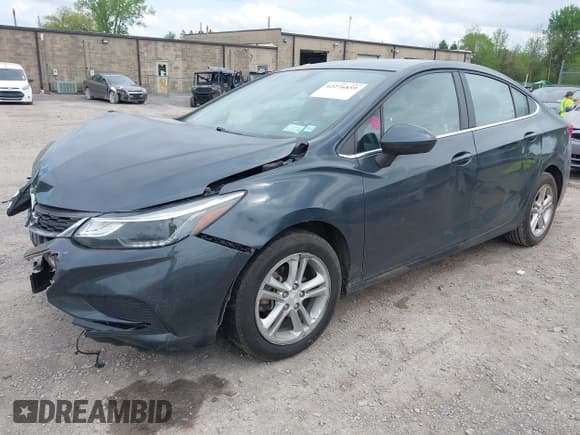 ✅ 2018 Chevrolet Cruze LT • VIN: 1G1BE5SM1J7226878 • Лот: 42276859. Опубликован ранее на IAAI с пробегом 100 112 миль. Бесплатный доступ к архиву аукционных продаж из США и подробный отчёт об истории автомобиля на DreamBid. Изображение 18.