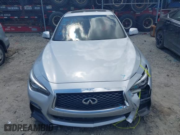 ✅ 2018 Infiniti Q50 Luxe • VIN: JN1EV7AP2JM357558 • Lot: 42070640. Listed on IAAI with 65,804 mi. Free auction sales archive from the USA and detailed vehicle history report at DreamBid. Image 12.