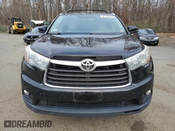 ✅ 2016 Toyota Highlander XLE • VIN: 5TDJKRFH3GS300963 • Lot: 92726075. Wystawiony na Copart z przebiegiem 147 586 mil. Bezpłatny archiwum sprzedaży aukcyjnych z USA i szczegółowy raport historii pojazdu na DreamBid. Zdjęcie 5.