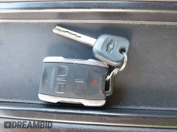 2015 Chevrolet Silverado 1500 LTZ with VIN 3GCUKSEC0FG390127, listed as a IAAI auction lot 43389295 with 120,442 mi miles and . Bid and sale history available at DreamBid. Image 11.