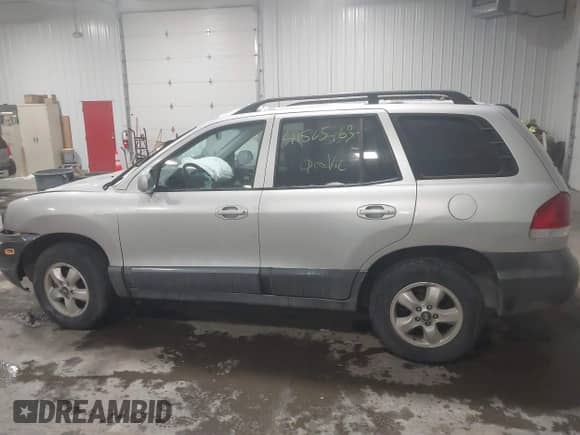 2005 Hyundai Santa Fe GLS с VIN KM8SC73D05U995172, выставлен на аукционе IAAI как лот 41525463 с пробегом Не указан миль и . История ставок и продаж доступна на DreamBid. Изображение 14.