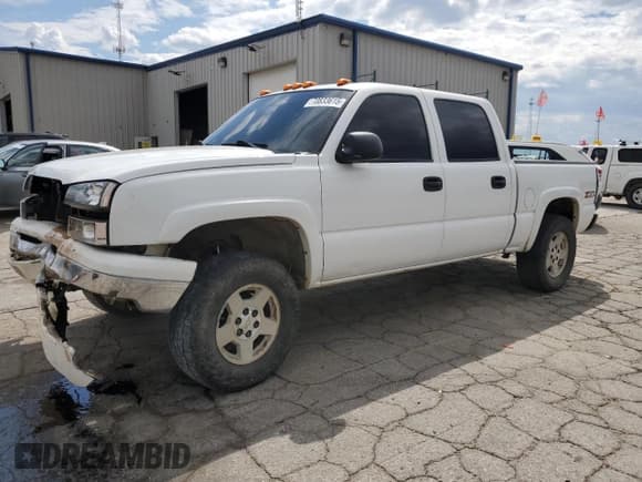 ✅ 2004 Chevrolet Silverado 1500 Z71 • VIN: 2GCEK13T841311696 • Lot: 70833615. Wystawiony na Copart z przebiegiem 231 014 mil. Bezpłatny archiwum sprzedaży aukcyjnych z USA i szczegółowy raport historii pojazdu na DreamBid. Zdjęcie 1.