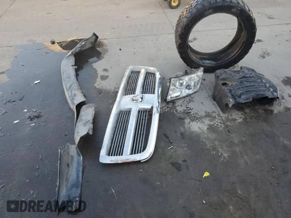 2010 Dodge 1500 Laramie z VIN 1D7RV1GT5AS233964, wystawiony jako Copart lot #44268685 z przebiegiem 189 051 mil mil oraz Szkoda całkowita • Salvage title. Historia ofert i sprzedaży dostępna na DreamBid. Obrazek 12.