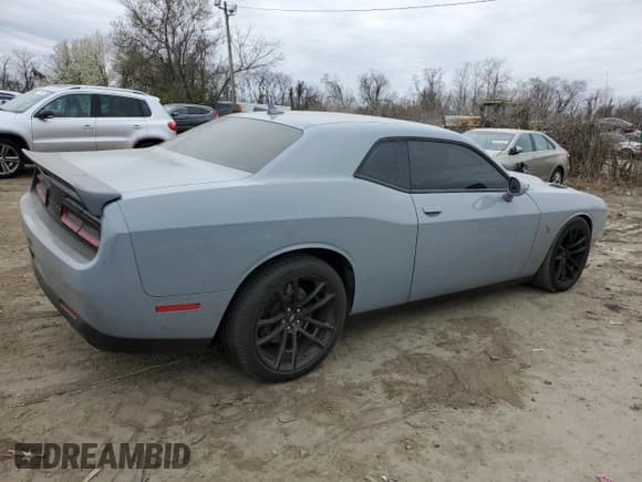 ✅ 2021 Dodge Challenger R/T Scat Pack • VIN: 2C3CDZFJ2MH624202 • Lot: 47790504. Wystawiony na Copart z przebiegiem 27 647 mil. Bezpłatny archiwum sprzedaży aukcyjnych z USA i szczegółowy raport historii pojazdu na DreamBid. Zdjęcie 3.