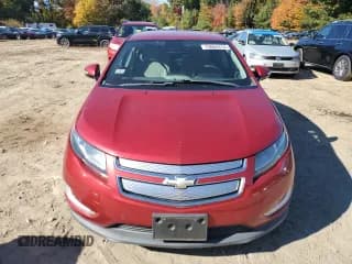 ✅ 2013 Chevrolet Volt • VIN: 1G1RD6E49DU110448 • Lot: 75664414. Wystawiony na Copart z przebiegiem Nie podano. Bezpłatny archiwum sprzedaży aukcyjnych z USA i szczegółowy raport historii pojazdu na DreamBid. Zdjęcie 5.