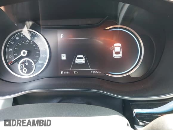 ✅ 2025 Genesis G70 2.5T • VIN: KMTG34SC7SU145845 • Лот: 42949762. Опубликован ранее на IAAI с пробегом 21 004 миль. Бесплатный доступ к архиву аукционных продаж из США и подробный отчёт об истории автомобиля на DreamBid. Изображение 7.