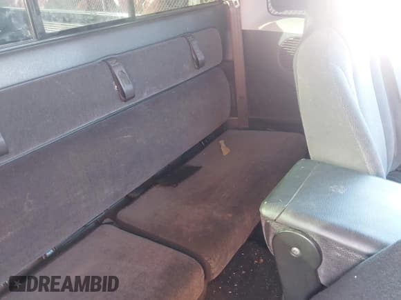 ✅ 2001 Dodge Dakota • VIN: 1B7GL22X51S176334 • Lot: 43684966. Listed on IAAI with 137,091 mi. Free auction sales archive from the USA and detailed vehicle history report at DreamBid. Image 8.