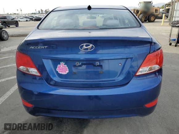 ✅ 2017 Hyundai Accent SE • VIN: KMHCT4AE7HU248817 • Лот: 79686844. Опубликован ранее на Copart с пробегом 64 138 миль. Бесплатный доступ к архиву аукционных продаж из США и подробный отчёт об истории автомобиля на DreamBid. Изображение 6.