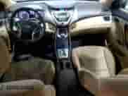 ✅ 2012 Hyundai Elantra Limited • VIN: 5NPDH4AE8CH150411 • Лот: 90588635. Опубликован ранее на Copart с пробегом 91 058 миль. Бесплатный доступ к архиву аукционных продаж из США и подробный отчёт об истории автомобиля на DreamBid. Изображение 8.