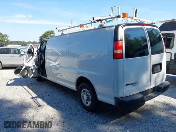 ✅ 2016 Chevrolet Express Cargo • VIN: 1GCZGHFG1G1144747 • Lot: 43057562. Listed on IAAI with 94,620 mi. Free auction sales archive from the USA and detailed vehicle history report at DreamBid. Image 3.