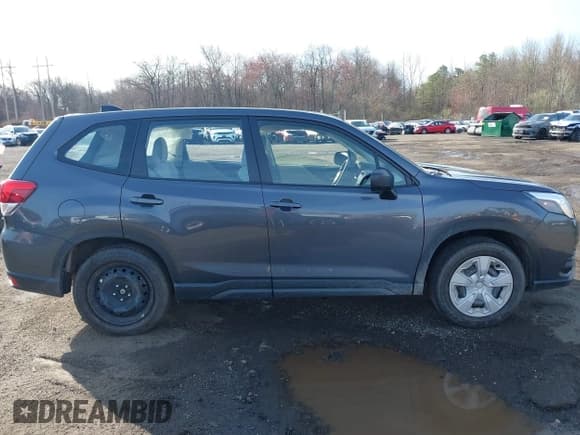 ✅ 2024 Subaru Forester • VIN: JF2SKAAC8RH417674 • Lot: 41863970. Listed on IAAI with 2,724 mi. Free auction sales archive from the USA and detailed vehicle history report at DreamBid. Image 13.