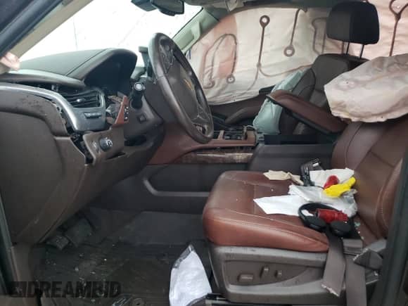 2020 Chevrolet Suburban Premier с VIN 1GNSCJKC7LR210387, выставлен на аукционе Copart как лот 64700645 с пробегом Не указан миль и Списание • Salvage title. История ставок и продаж доступна на DreamBid. Изображение 7.