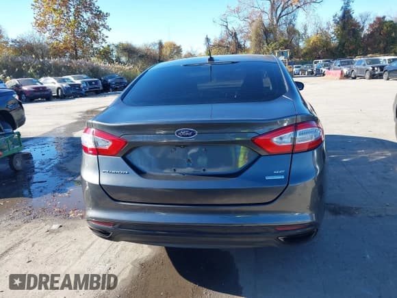 ✅ 2016 Ford Fusion SE • VIN: 3FA6P0H92GR242927 • Lot: 43606912. Listed on IAAI with 109,101 mi. Free auction sales archive from the USA and detailed vehicle history report at DreamBid. Image 16.