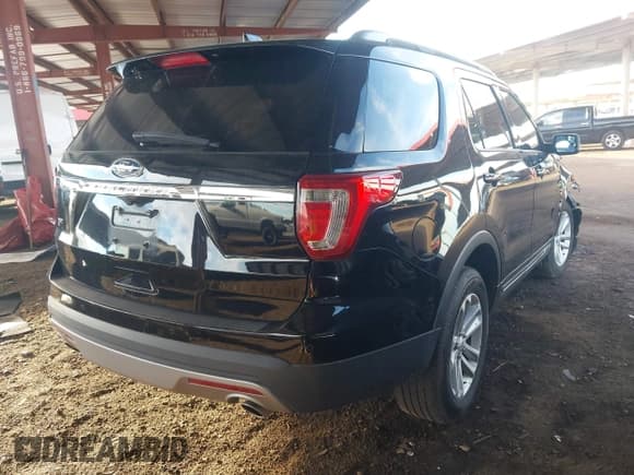 ✅ 2016 Ford Explorer XLT • VIN: 1FM5K7D8XGGB72980 • Лот: 43804303. Опубликован ранее на IAAI с пробегом 239 472 миль. Бесплатный доступ к архиву аукционных продаж из США и подробный отчёт об истории автомобиля на DreamBid. Изображение 4.