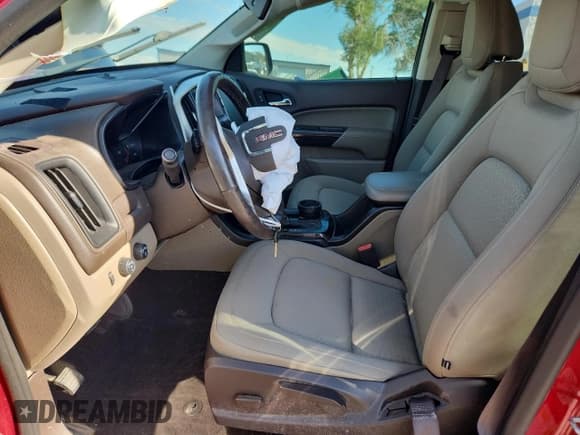 ✅ 2019 GMC Canyon 4WD SLE • VIN: 1GTG6CEN2K1169288 • Lot: 80366975. Listed on Copart with 59,848 mi. Free auction sales archive from the USA and detailed vehicle history report at DreamBid. Image 7.