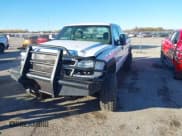✅ 2006 Chevrolet Silverado 2500HD LT2 • VIN: 1GCHK29D86E240925 • Лот: 41051872. Опубликован ранее на IAAI с пробегом 281 976 миль. Бесплатный доступ к архиву аукционных продаж из США и подробный отчёт об истории автомобиля на DreamBid. Изображение 2.