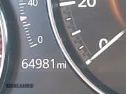 ✅ 2022 Mazda CX-30 S Carbon Edition • VIN: 3MVDMBCL4NM425196 • Lot: 43605916. Wystawiony na IAAI z przebiegiem 64 981 mil. Bezpłatny archiwum sprzedaży aukcyjnych z USA i szczegółowy raport historii pojazdu na DreamBid. Zdjęcie 16.