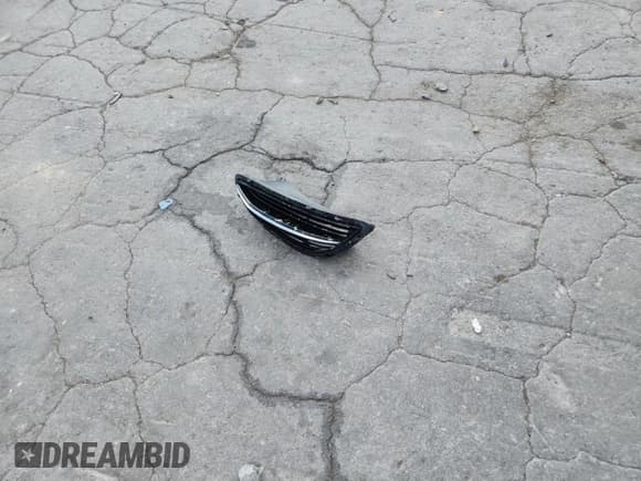 ✅ 2015 Mercedes-Benz S 550 • VIN: WDDUG8FB9FA195397 • Lot: 70016905. Listed on Copart with 112,214 mi. Free auction sales archive from the USA and detailed vehicle history report at DreamBid. Image 12.