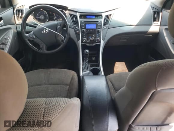 ✅ 2012 Hyundai Sonata GLS • VIN: 5NPEB4AC1CH388055 • Lot: 66521784. Listed on Copart with 192,787 mi. Free auction sales archive from the USA and detailed vehicle history report at DreamBid. Image 8.