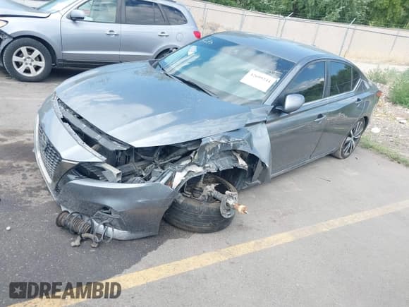 ✅ 2021 Nissan Altima SR • VIN: 1N4BL4CV1MN337595 • Lot: 42699244. Wystawiony na IAAI z przebiegiem 118 576 mil. Bezpłatny archiwum sprzedaży aukcyjnych z USA i szczegółowy raport historii pojazdu na DreamBid. Zdjęcie 2.