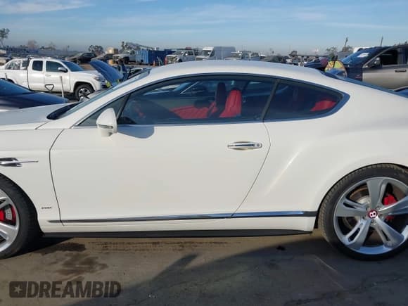 ✅ 2017 Bentley Continental GT • VIN: SCBFH7ZA2HC060883 • Lot: 41471595. Listed on IAAI with 45,783 mi. Free auction sales archive from the USA and detailed vehicle history report at DreamBid. Image 15.