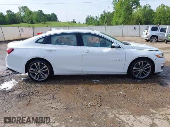 2020 Chevrolet Malibu Premier с VIN 1G1ZE5SX1LF010479, выставлен на аукционе IAAI как лот 42081049 с пробегом 92 341 миль миль и . История ставок и продаж доступна на DreamBid. Изображение 13.