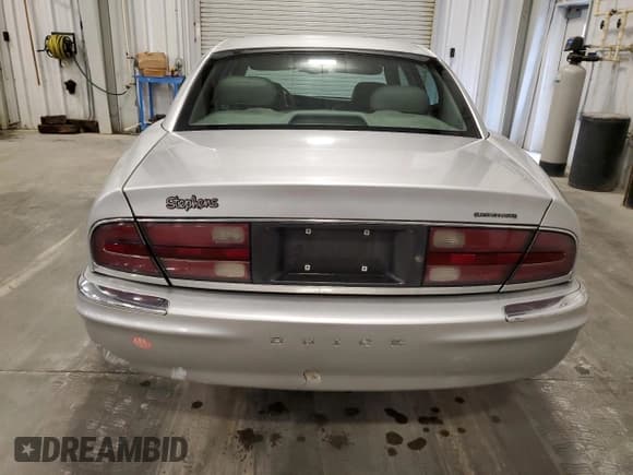 ✅ 2000 Buick Park Avenue Ultra • VIN: 1G4CU5214Y4211416 • Lot: 67732165. Listed on Copart with 185,577 mi. Free auction sales archive from the USA and detailed vehicle history report at DreamBid. Image 6.