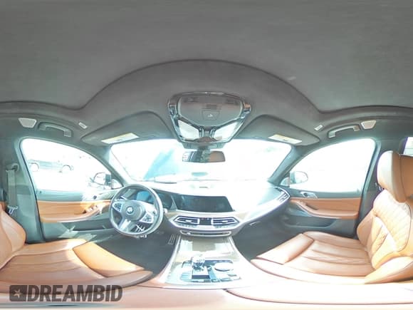 ✅ 2020 BMW X7 M50i • VIN: 5UXCX6C06LLE35777 • Lot: 63562765. Wystawiony na Copart z przebiegiem 56 288 mil. Bezpłatny archiwum sprzedaży aukcyjnych z USA i szczegółowy raport historii pojazdu na DreamBid. Zdjęcie 16.