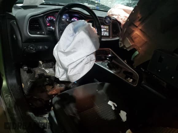 ✅ 2021 Dodge Challenger GT • VIN: 2C3CDZKG2MH577361 • Lot: 78315173. Wystawiony na Copart z przebiegiem 35 723 mil. Bezpłatny archiwum sprzedaży aukcyjnych z USA i szczegółowy raport historii pojazdu na DreamBid. Zdjęcie 8.