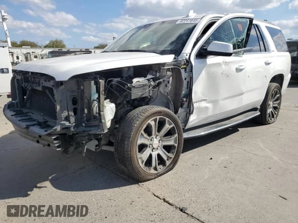 ✅ 2016 GMC Yukon SLT • VIN: 1GKS2BKC8GR244513 • Lot: 82241645. Listed on Copart with 163,512 mi. Free auction sales archive from the USA and detailed vehicle history report at DreamBid. Image 1.