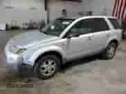 ✅ 2004 Saturn VUE V6 • VIN: 5GZCZ53474S882677 • Lot: 84681374. Wystawiony na Copart z przebiegiem 304 312 mil. Bezpłatny archiwum sprzedaży aukcyjnych z USA i szczegółowy raport historii pojazdu na DreamBid. Zdjęcie 1.