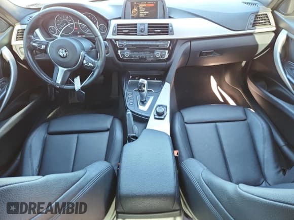 ✅ 2016 BMW 3 Series 320i xDrive • VIN: WBA8E5G59GNT93431 • Lot: 89575255. Listed on Copart with 100,590 mi. Free auction sales archive from the USA and detailed vehicle history report at DreamBid. Image 8.