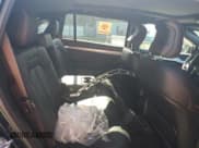 ✅ 2024 Jeep Wagoneer S Launch Edition • VIN: 3C4RJNAK1RT179974 • Lot: 64111155. Wystawiony na Copart z przebiegiem 2 954 mil. Bezpłatny archiwum sprzedaży aukcyjnych z USA i szczegółowy raport historii pojazdu na DreamBid. Zdjęcie 11.